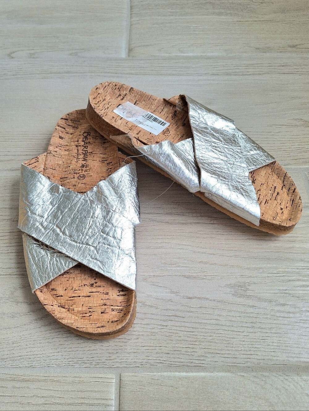 Bearpaw Women's Pina Silver Cross Band Vegan Leather Cork Bed Slides Size 7